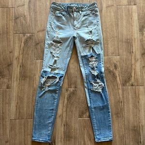 American Eagle Two Tone Ripped Jegging Size 2